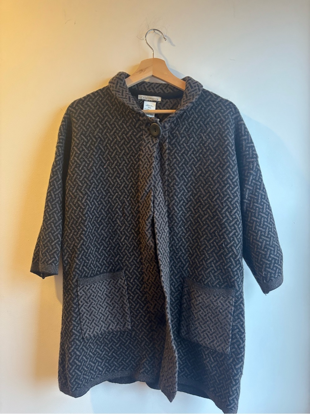 Textured Wool-Blend One-button Cardigan in Charcoal